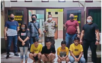 Team Resmob Polsek Matuari Menangkap Empat Orang Pelaku Kasus Penganiayaan Dengan Sajam jenis Panah Wayer dan Pisau Badik.